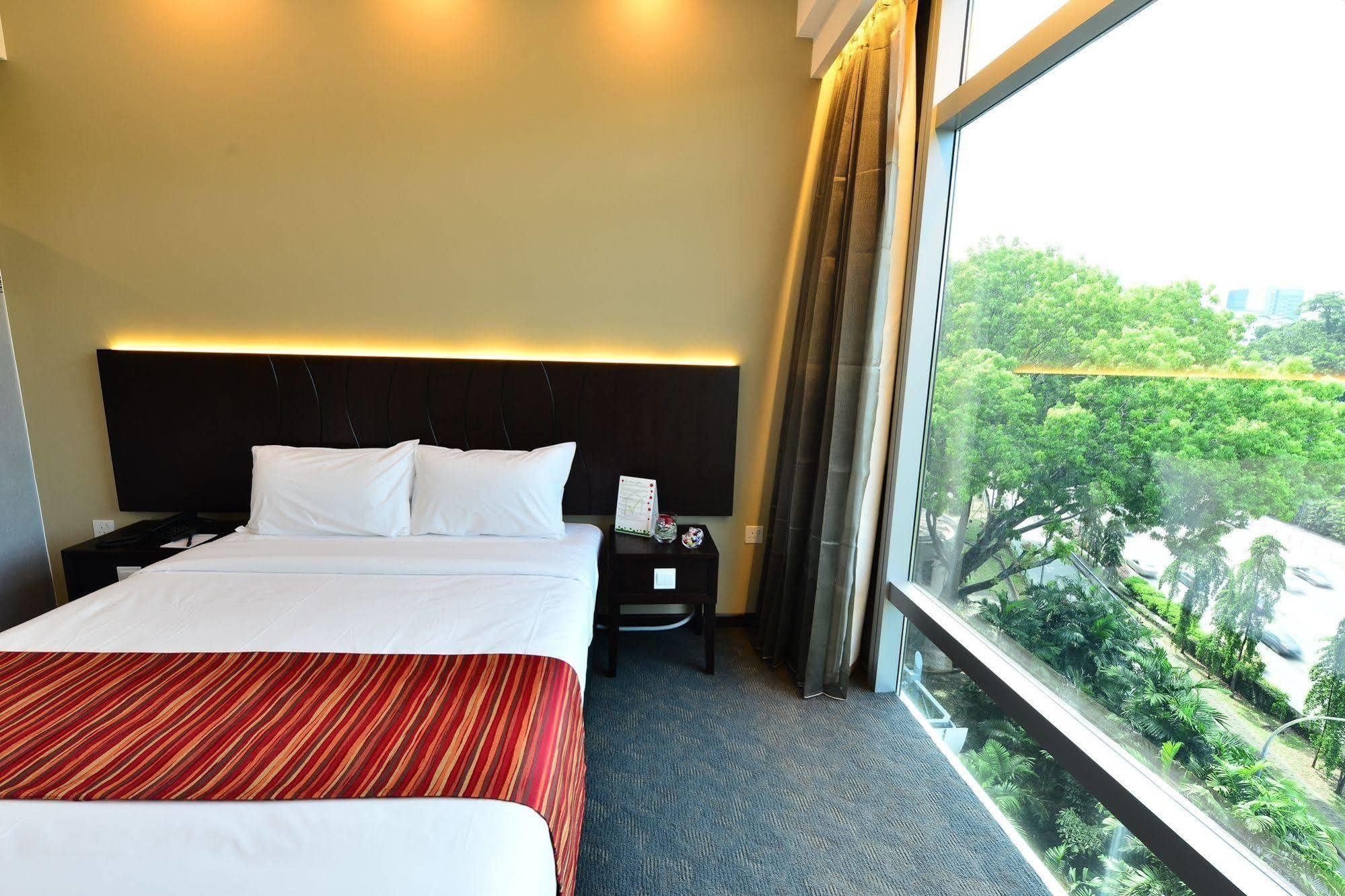 Hotel Chancellor@Orchard Singapour Extérieur photo